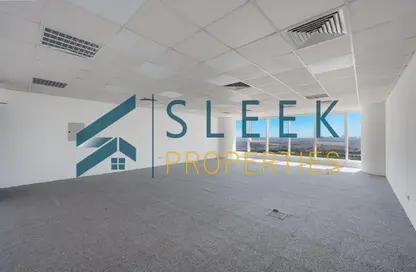 مكتب - استوديو - 1 حمام للايجار في أبراج تشرشل - الخليج التجاري - دبي