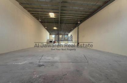 Warehouse - Studio - 2 Bathrooms for rent in Umm Dir - Umm Al Quwain