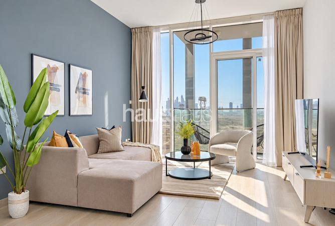 1-bed apartment in Bloom Towers B · Vacant · Furnished — photo 2