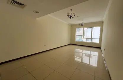 Apartment - 2 Bedrooms - 2 Bathrooms for rent in Al Mahatta - Al Qasimia - Sharjah