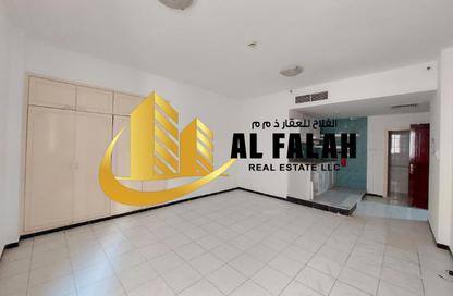 Apartment - Studio - 1 Bathroom for rent in Abu Shagara building - Abu shagara - Sharjah Apartment - Studio - 1 Bathroom for rent in Abu Shagara building - Abu shagara - Sharjah
