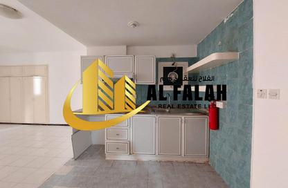 Apartment - Studio - 1 Bathroom for rent in Abu Shagara building - Abu shagara - Sharjah