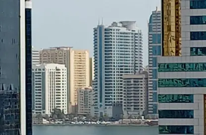 شقة - 2 غرف نوم - 2 حمامات للايجار في المجاز 2 - المجاز - الشارقة