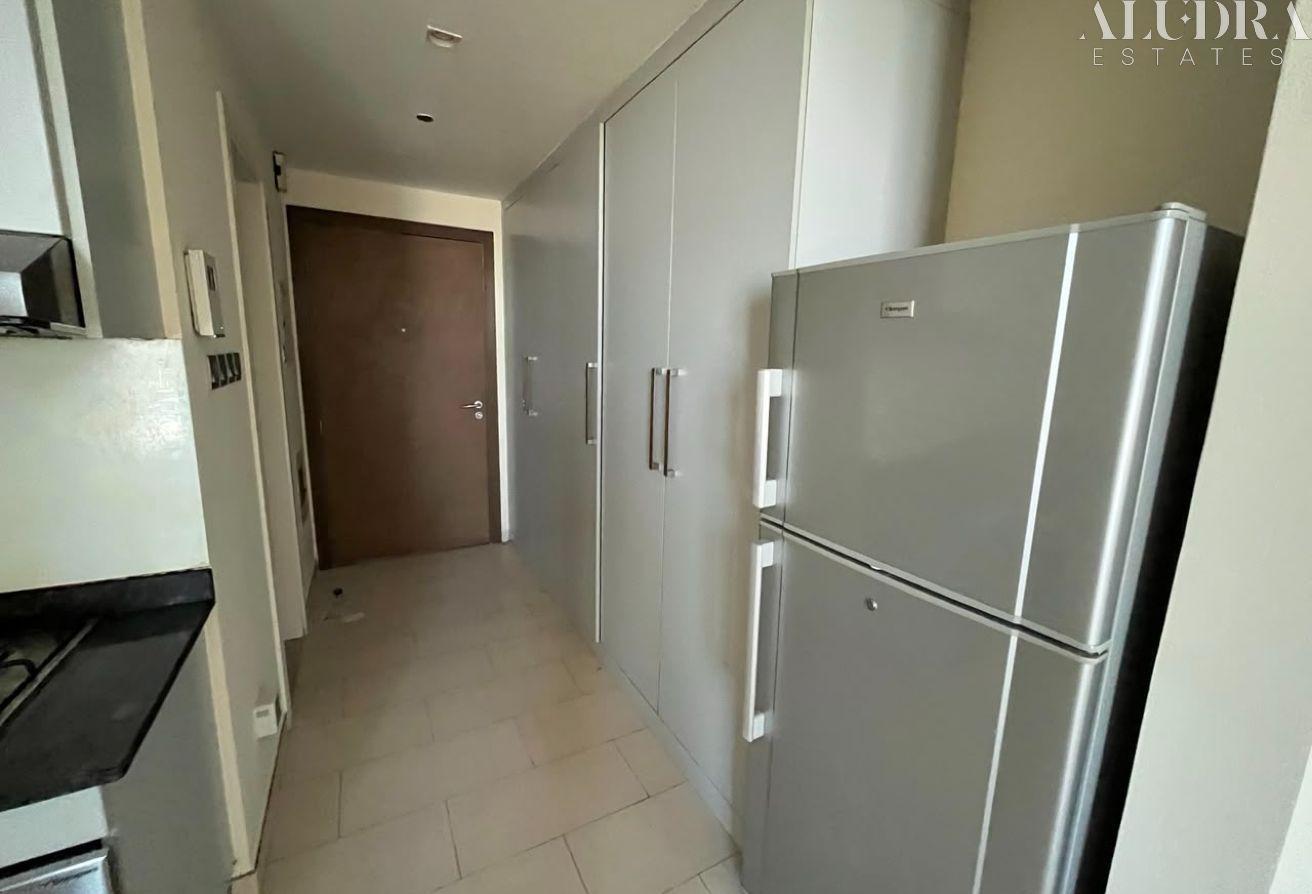 Flexible Cheques | Ready To Move | Furnished photo 7