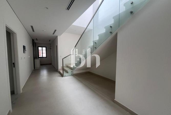 79430130 - Property Image 3
