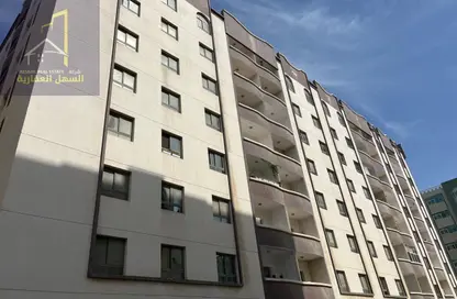 عمارة بالكامل - 8 غرف نوم - 8 حمامات للبيع في تجارية مويلح - الشارقة