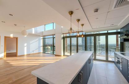 Apartment - 3 Bedrooms - 3 Bathrooms for rent in Panorama at the Views Tower 2 - Panorama at the Views - The Views - Dubai