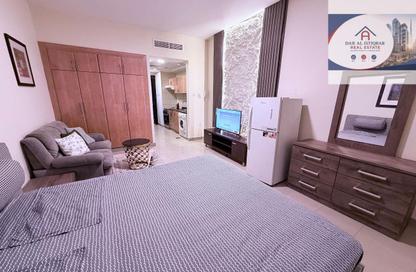 Apartment - 1 Bedroom - 1 Bathroom for rent in Blue Tower - Al Majaz 3 - Al Majaz - Sharjah Apartment - 1 Bedroom - 1 Bathroom for rent in Blue Tower - Al Majaz 3 - Al Majaz - Sharjah