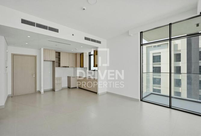 84063900 - Property Main Image