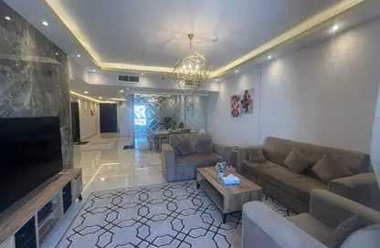 شقة - 2 غرف نوم - 2 حمامات للايجار في المجاز 2 - المجاز - الشارقة