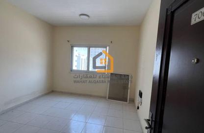 Apartment - Studio - 1 for rent in Al Mahatta - Al Qasimia - Sharjah