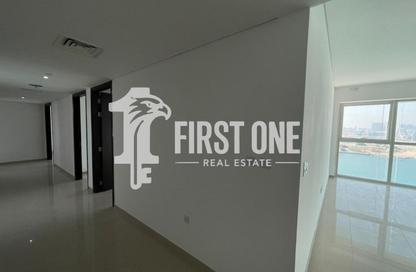 Apartment - 3 Bedrooms - 4 Bathrooms for rent in RAK Tower - Marina Square - Al Reem Island - Abu Dhabi