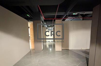Retail - Studio for rent in Dubai National Insurance Building - Sheikh Zayed Road - Dubai