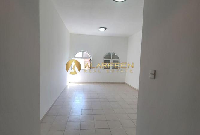 103681318 - Property Main Image