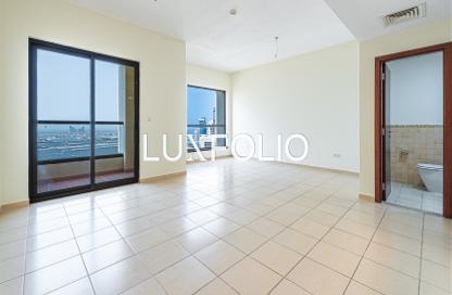 Apartment - 2 Bedrooms - 3 Bathrooms for rent in Shams 2 - Shams - Jumeirah Beach Residence - Dubai