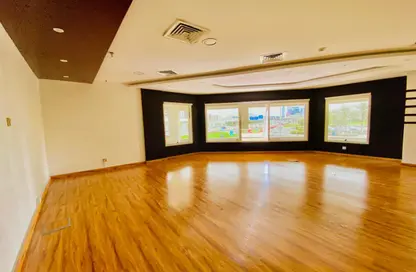 Office Space - Studio - 2 Bathrooms for rent in Al Etihad Building - Port Saeed - Deira - Dubai