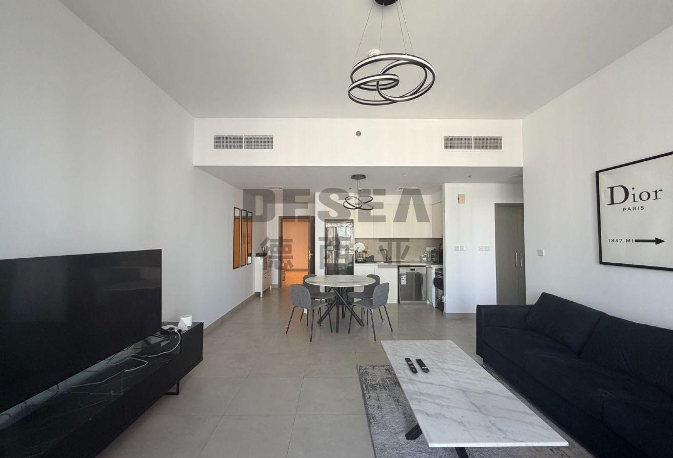 Vacant | Fully Furnished | Community View