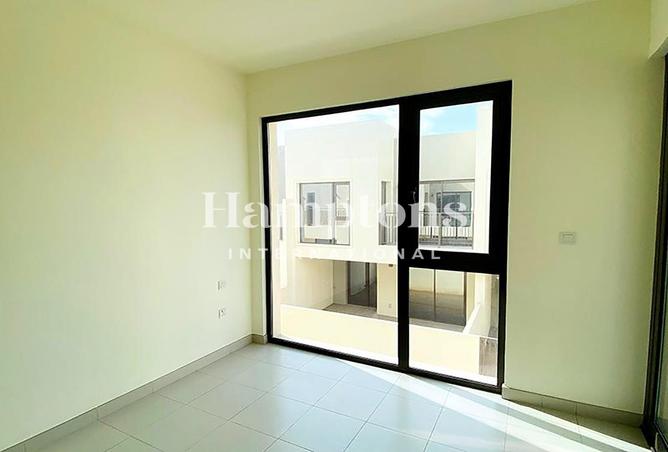 54946501 - صورة العقار 2