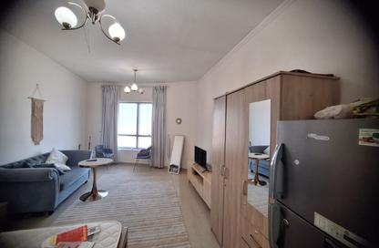 Apartment - Studio - 1 for rent in Dar Al Majaz - Jamal Abdul Nasser Street - Al Majaz - Sharjah