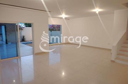 Villa - 5 Bedrooms - 6 Bathrooms for rent in Arabian Style - Al Reef Villas - Al Reef - Abu Dhabi