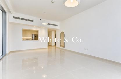 Apartment - 2 - 3 for sale in Boulevard Crescent Tower 1 - BLVD Crescent - Downtown Dubai - Dubai