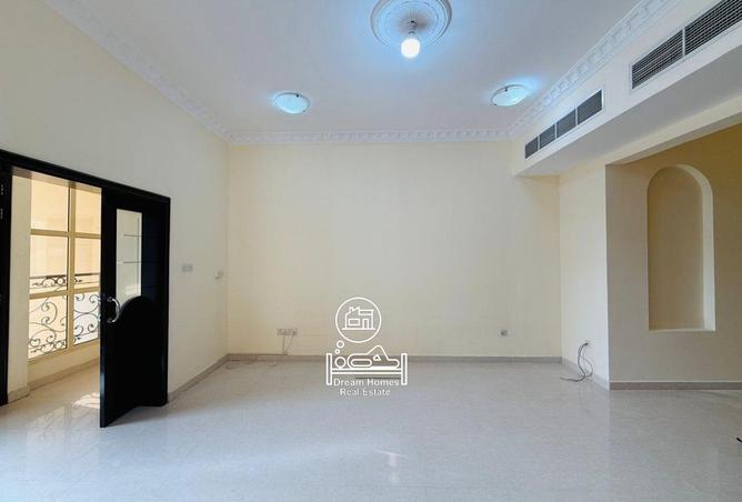 92725839 - Property Image 3