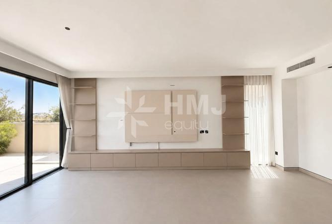 126098850 - Property Image 2