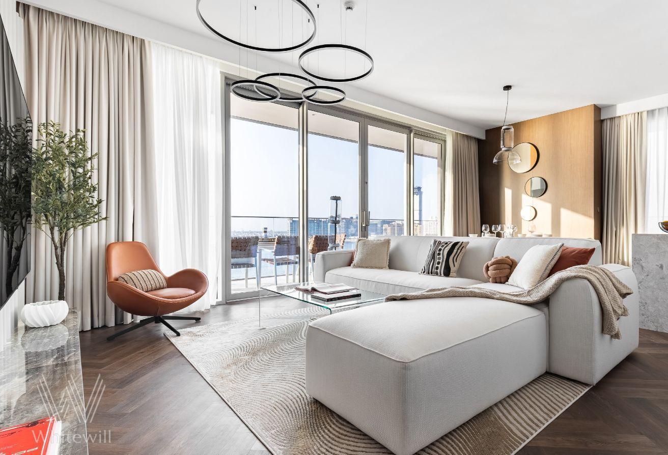 Full Palm View | Fully Upgraded and Furnished