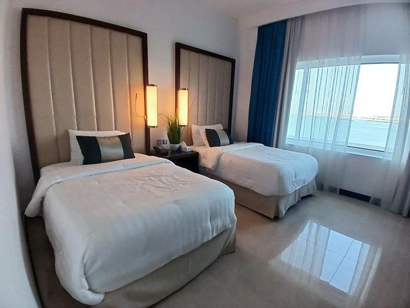 Furnished | Luxurious Unit | Sea View | Vacant