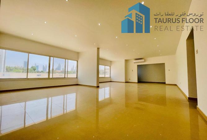 85302757 - Property Main Image