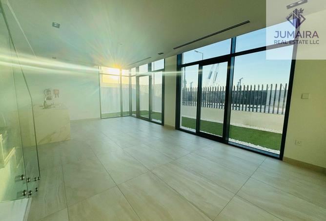 73114485 - Property Image 3