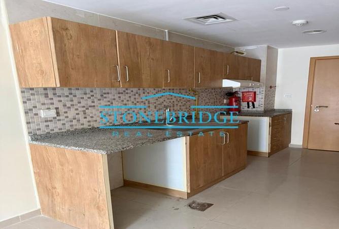 140577800 - Property Image 2