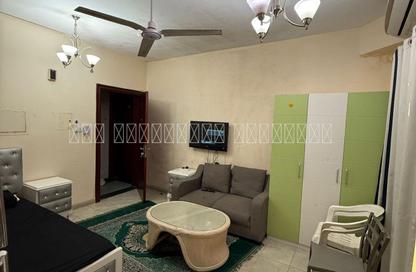Apartment - Studio - 1 Bathroom for rent in Sohool Building - Al Butina - Sharjah