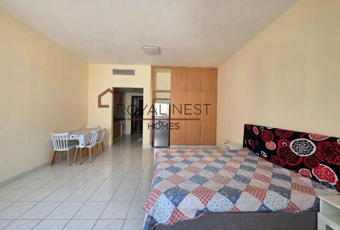 Spacious Unit | Near Dragon Mart I Ready To Move