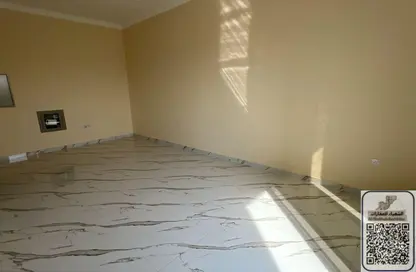 شقة - 2 غرف نوم - 3 حمامات للايجار في 2 المويهات - المويهات - عجمان