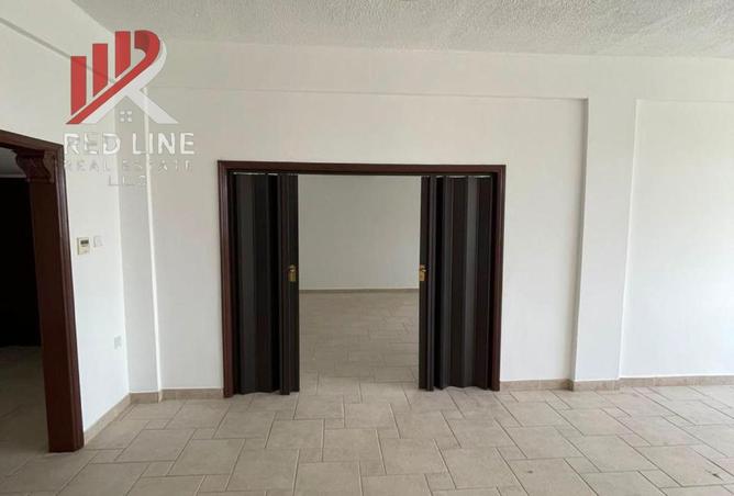 106853271 - Property Image 3