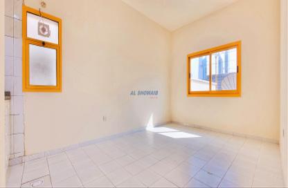Apartment - Studio - 1 Bathroom for rent in Satwa Road - Al Satwa - Dubai
