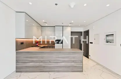 Apartment - 1 Bedroom - 2 Bathrooms for rent in Royal Regency - Business Bay - Dubai