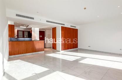 Apartment - Studio - 1 Bathroom for rent in Central Park Residential Tower - Central Park Tower - DIFC - Dubai
