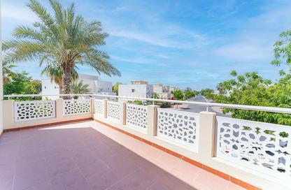 Villa - 4 Bedrooms - 5 Bathrooms for sale in Meadows 9 - Meadows - Dubai Villa - 4 Bedrooms - 5 Bathrooms for sale in Meadows 9 - Meadows - Dubai
