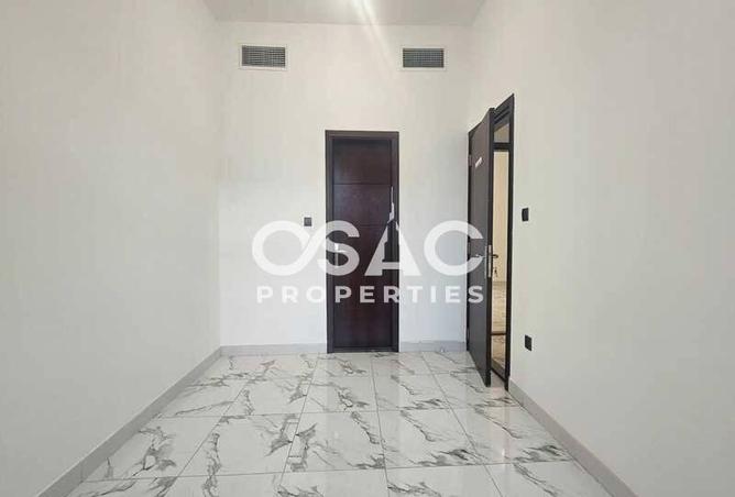 101703444 - Property Image 2