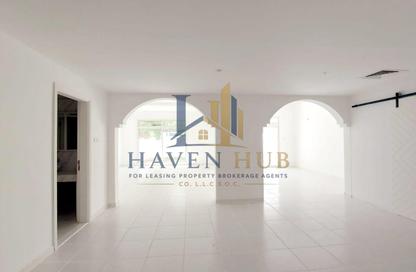 Villa - 3 - 4 for rent in Umm Suqeim 3 Villas - Umm Suqeim 3 - Umm Suqeim - Dubai