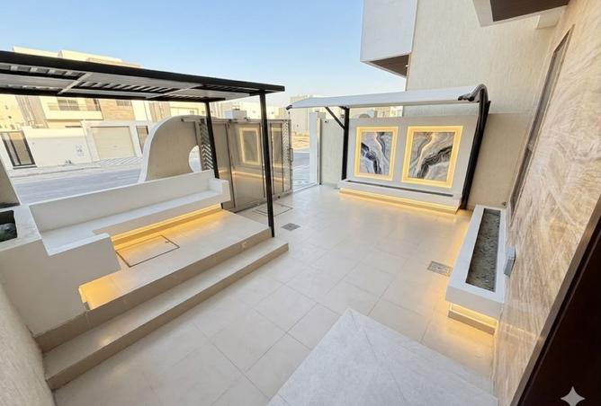 111842717 - Property Image 2