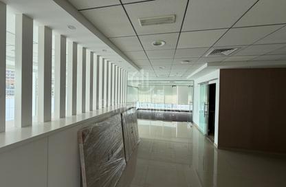 Office Space - Studio - 1 Bathroom for rent in The Burlington - Business Bay - Dubai