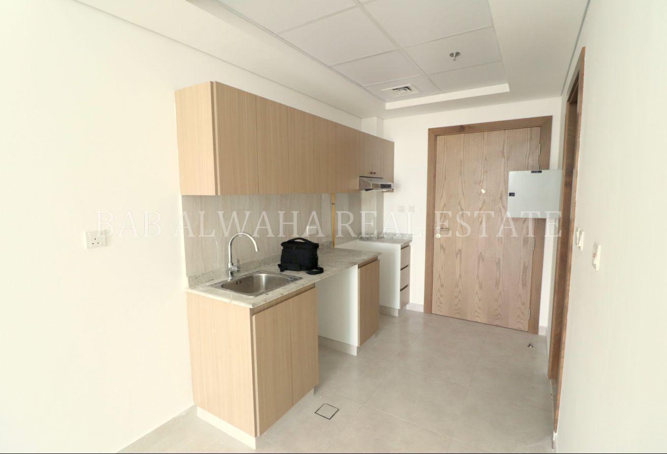 Opp Silicon Mall Large Bright Studio in Binghattii photo 4