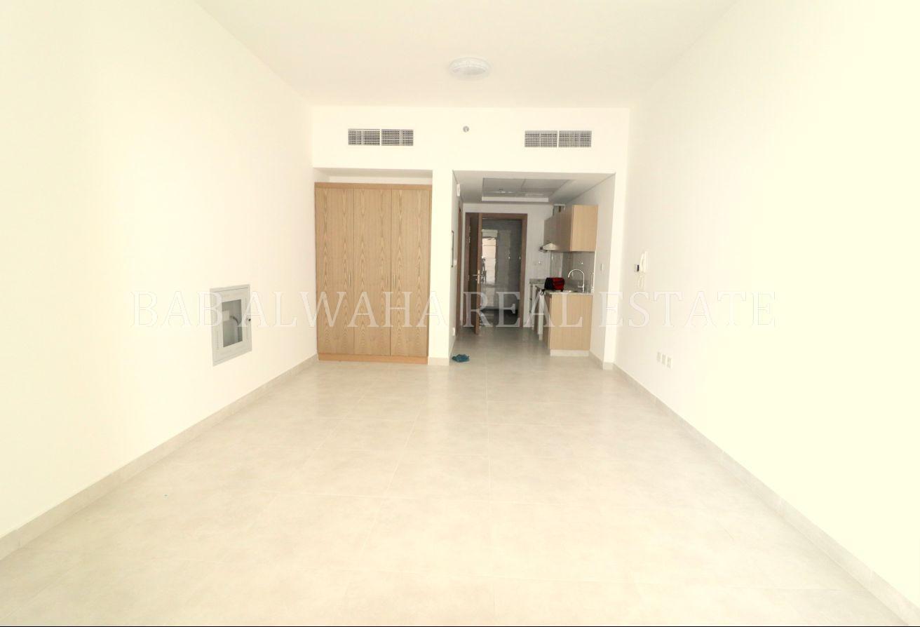 Opp Silicon Mall Large Bright Studio in Binghattii photo 12