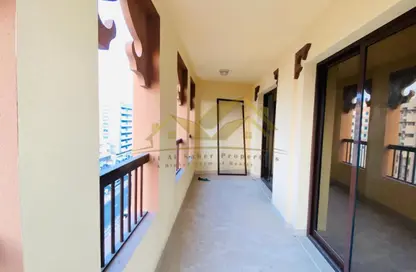 Apartment - 2 Bedrooms - 3 Bathrooms for rent in Khalid Bin Al Waleed Road - Bur Dubai - Dubai