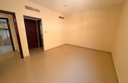 Apartment - 1 Bedroom - 2 Bathrooms for rent in Muweileh Community - Muwaileh Commercial - Sharjah