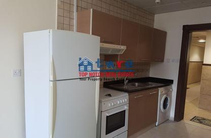 Apartment - Studio - 1 Bathroom for rent in Palace Tower 2 - Palace Towers - Dubai Silicon Oasis - Dubai