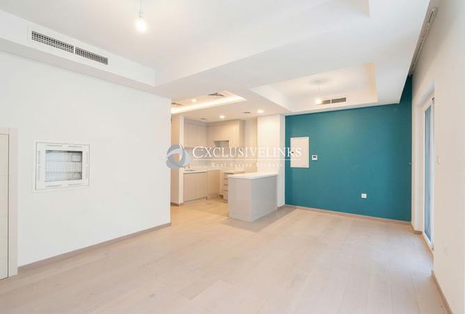 3BR + Rooftop | Vacant | Laundry and Storage photo 2